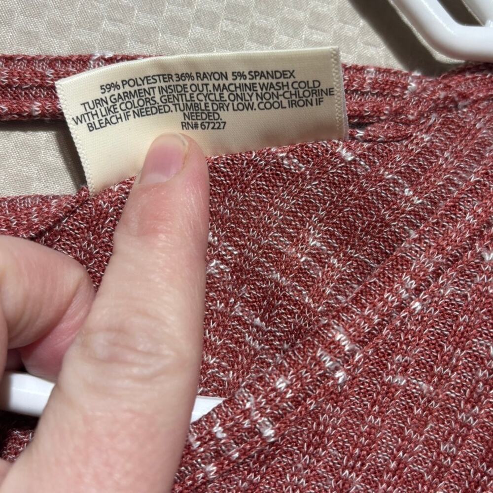 Bobbie Brooks Medium Red Maroon Shirt Tie Front Criss Cross Back 3/4 Sleeves - Picture 4 of 8